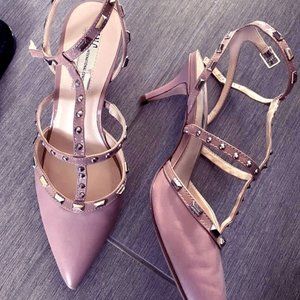 Pointed Toe Studded Pumps
